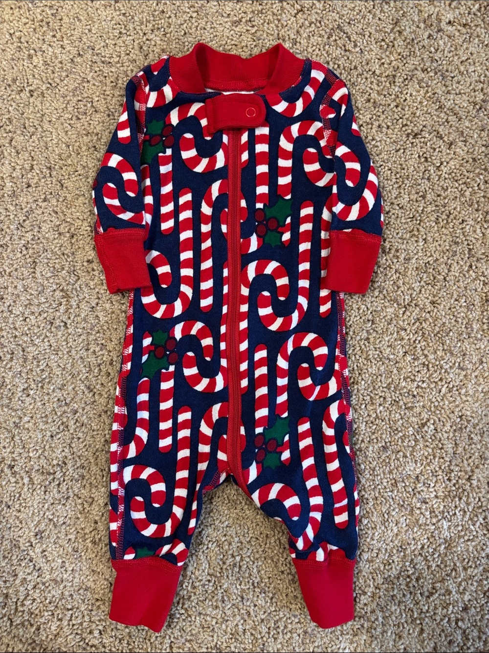 Hanna Andersson Navy & Red Candy Cane Zipper Footed One-Piece, size 0-3 months